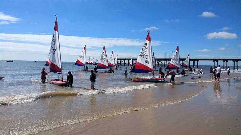 Topper National Series 6 at Lowestoft - photo © Christopher Woodard