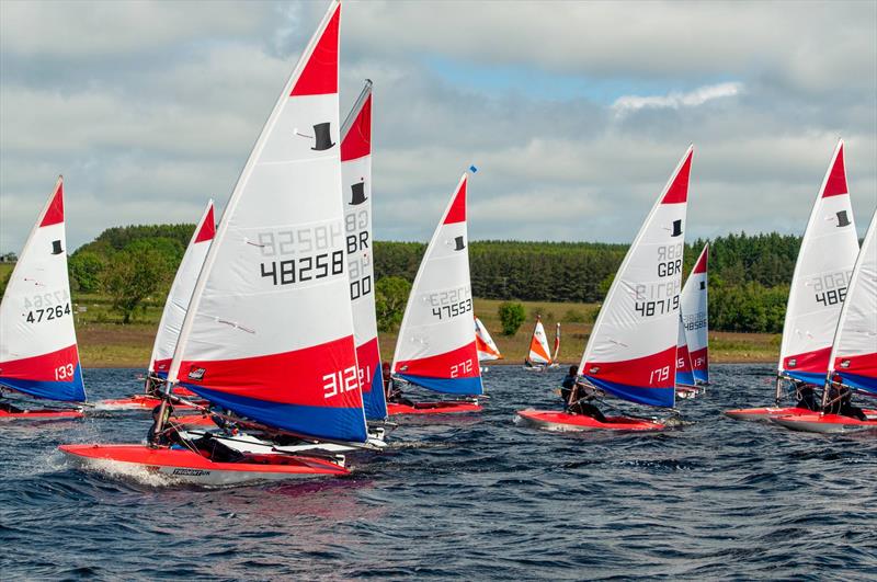 NEYYSA North Junior Championships - Close Topper racing photo copyright Dave Woods taken at Derwent Reservoir Sailing Club and featuring the Topper class