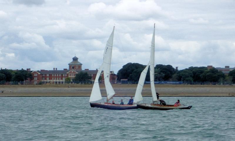 Gareth Penn's manoeuvre in the second race backfires - photo © Jeremy Atkins