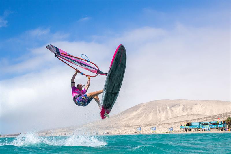 Yentel Caers wins the Single Elimination on Day 6 of the Fuerteventura PWA Grand Slam - photo © Tom Brendt